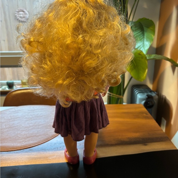 Our Generation 18” Doll w/Blonde Hair & Green Eyes - Picture 4 of 12